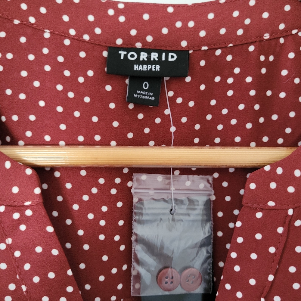 Torrid || (0 Large 12) Harper Ditsy Dots Georgette Pullover Tank - Picture 5 of 10